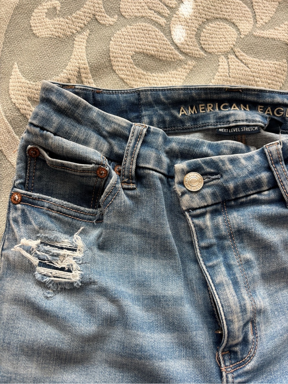 American Eagle Flared Curvy Super High Rise Jeans - Petite Length - Picture 7 of 9